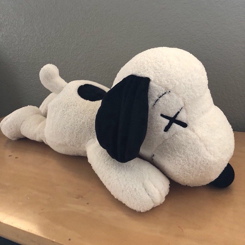 snoopy plush toy