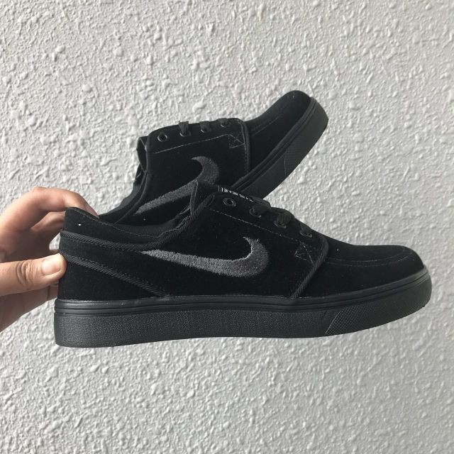 nike sb zoom stefan janoski all black