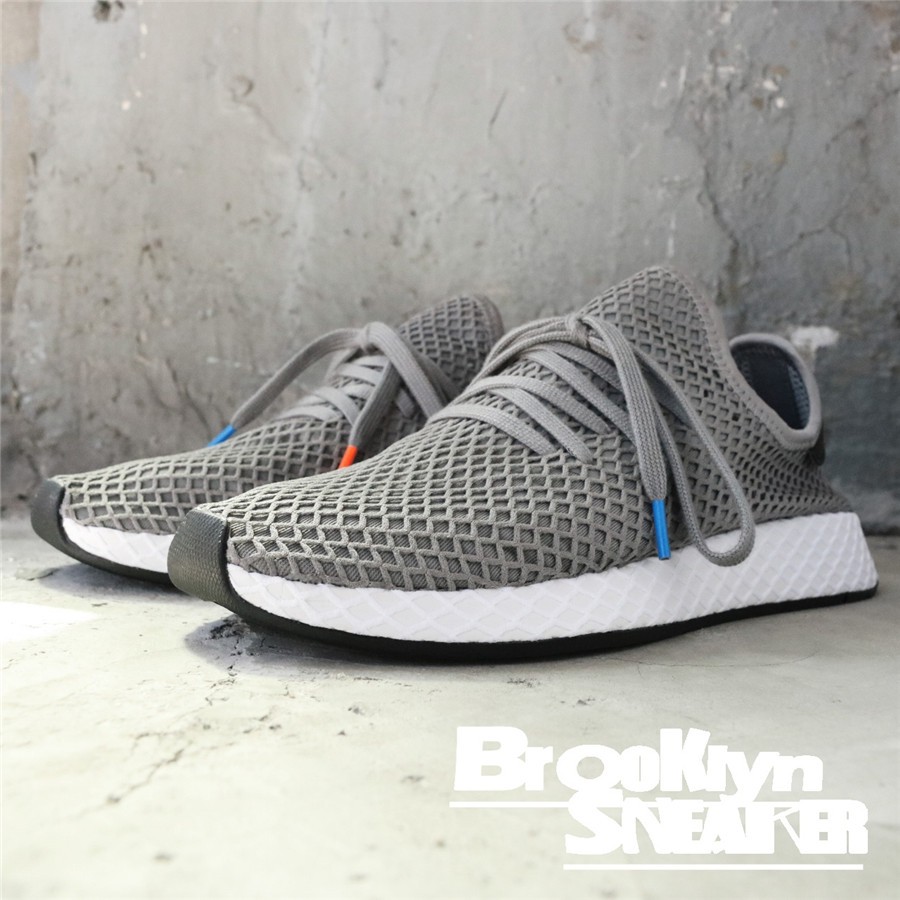 deerupt runner gray