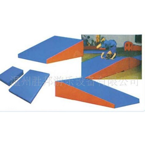 Daily 3 Size Gymnastics Training Wedge Mat Foldable Incline