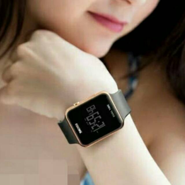 led watch original