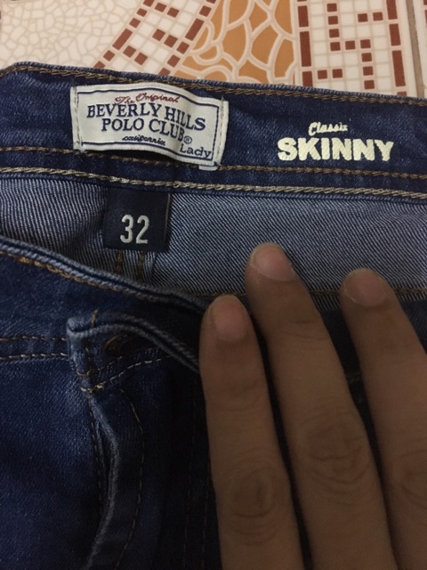 bg