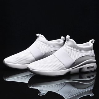 Ready Stock Men's Slip-ons Sneakers White Shoes Lightweight Running Shoes Breathable Sports Shoes