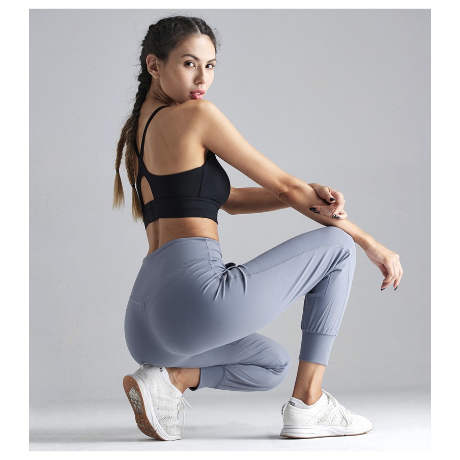 tapered yoga pants