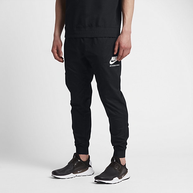 nike international pants