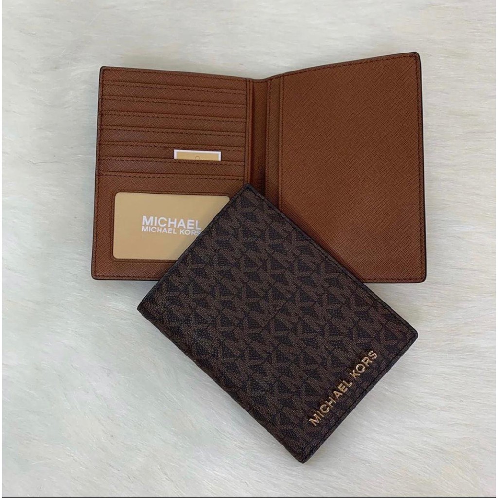 mk passport wallet