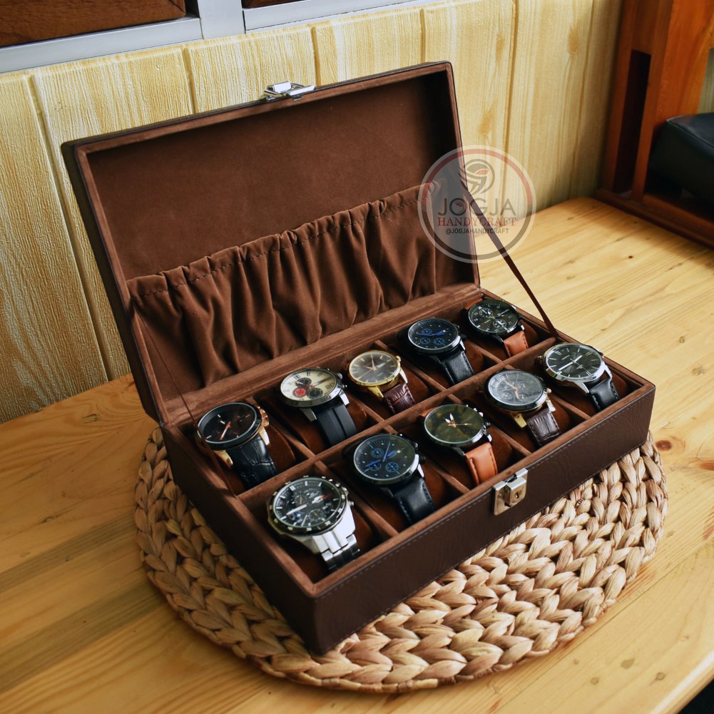 large capacity watch case