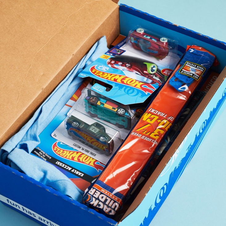 hot wheels challenge accepted box