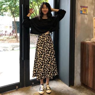 Image of new women Korea loose elastic waist floral skirt