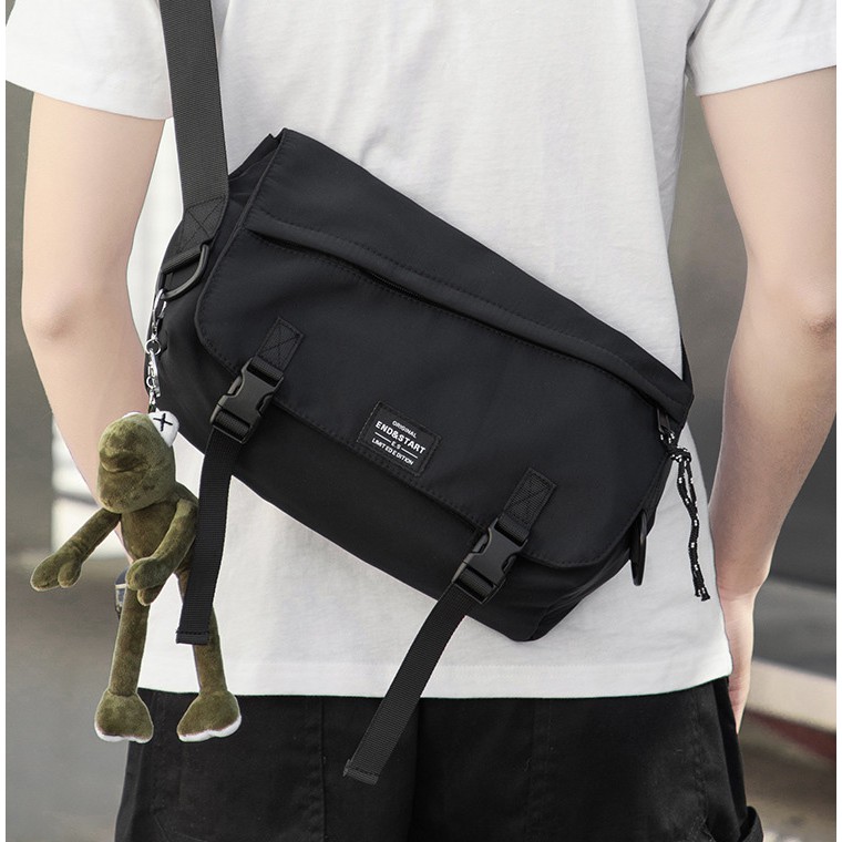 singapore messenger bag