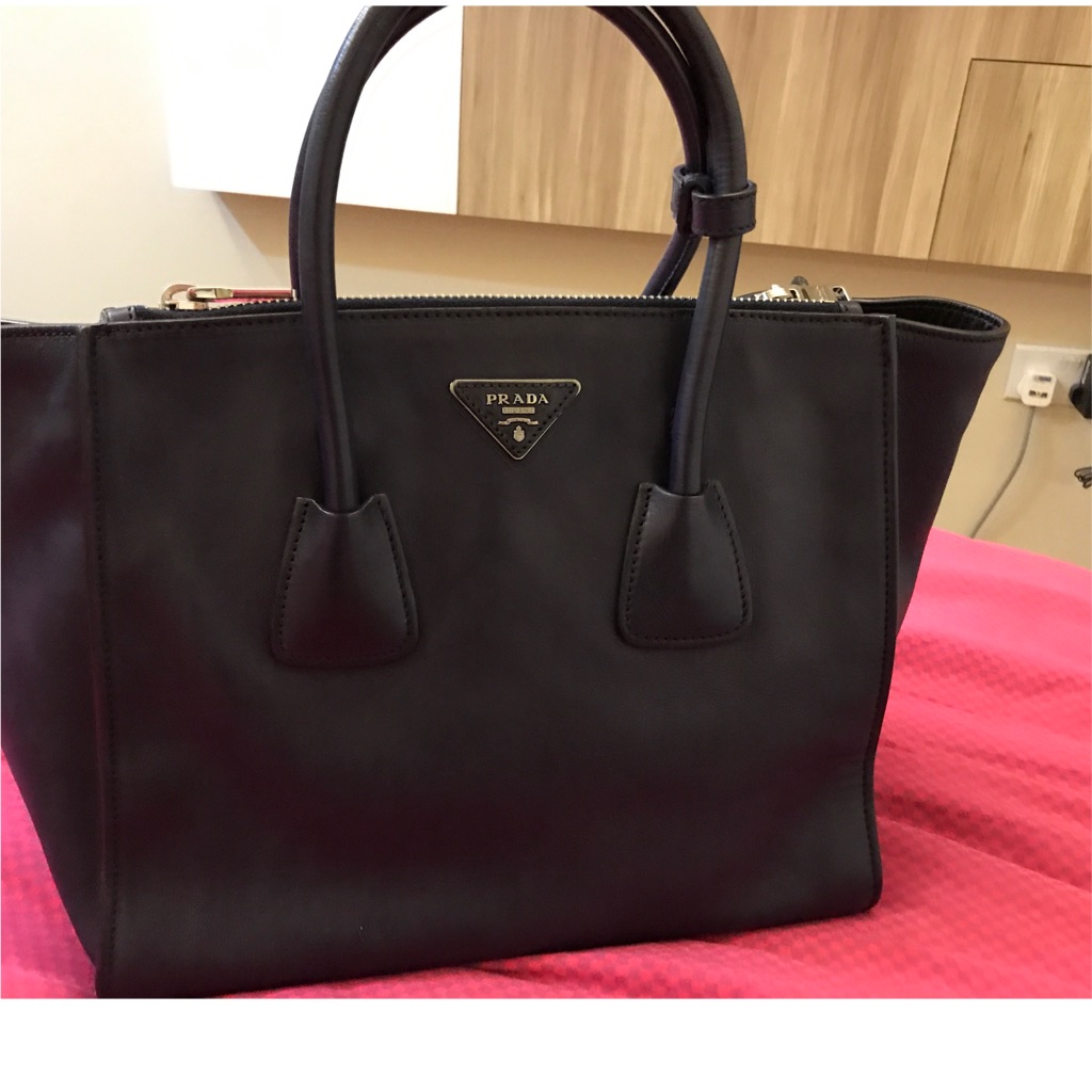 prada tote bag singapore