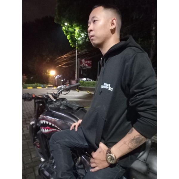 bg