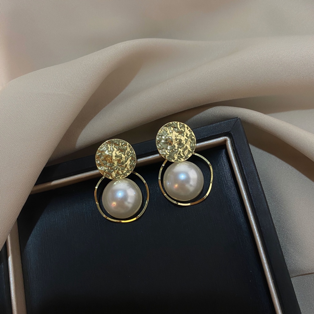 Image of Korean Version Fashion Light Luxury Pearl Earrings S925 Silver Needle Ladies Multi-style Dangle Earrings #1