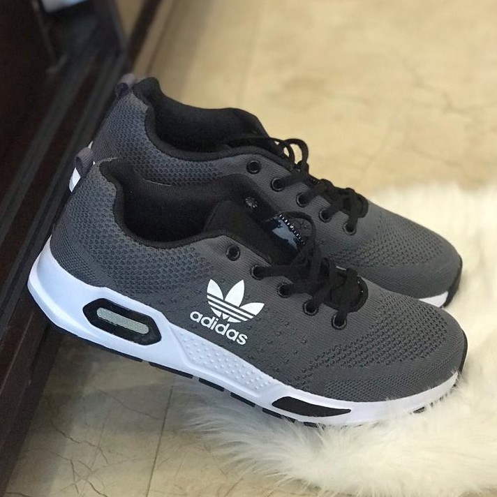 adidas sneakers outlet