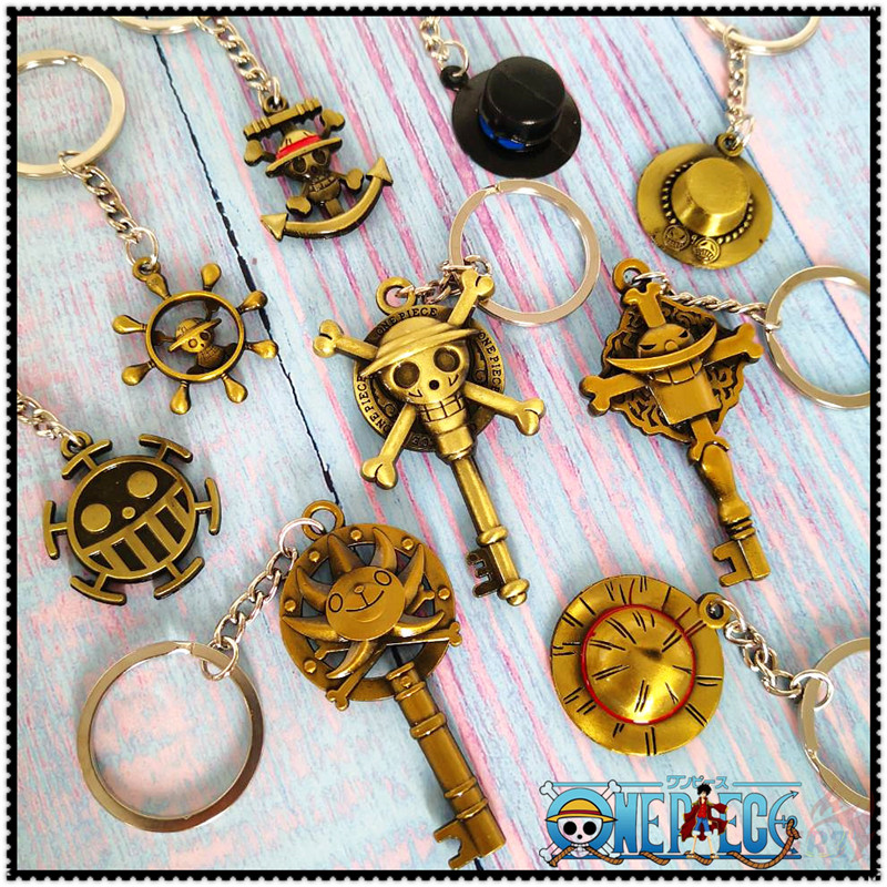 One Piece Anime Keychains 1Pc Thousand Sunny / Skull / Whitebeard