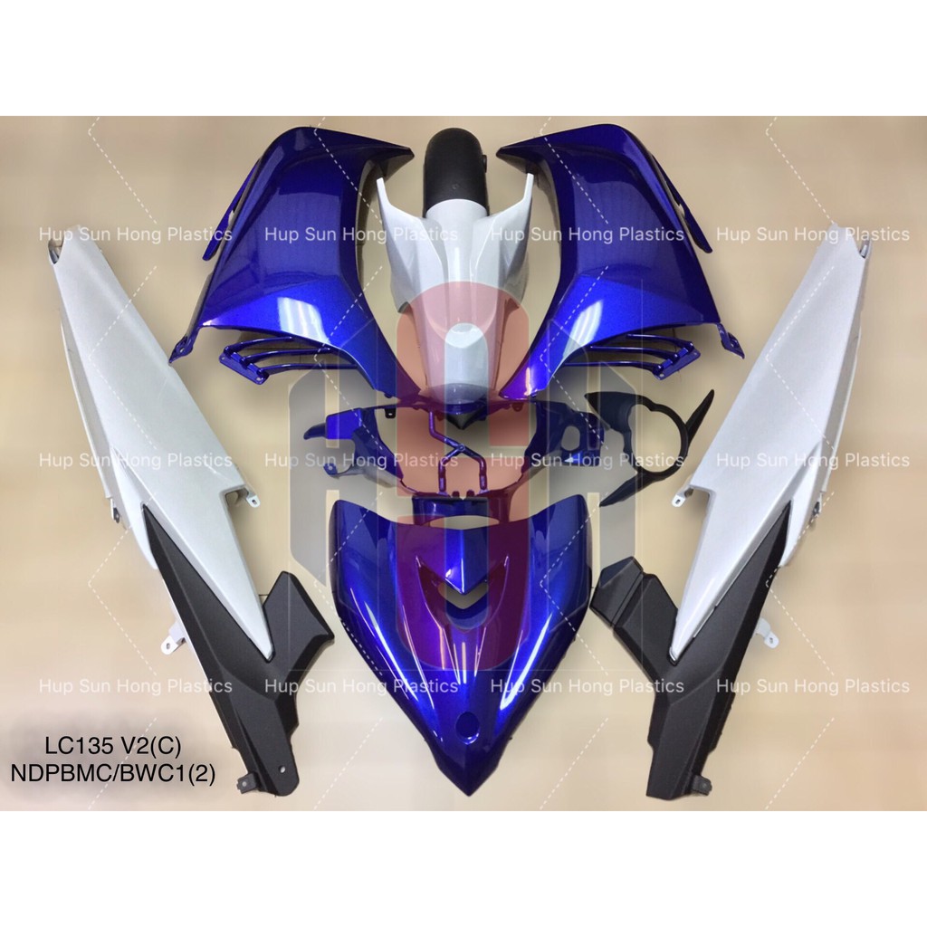 Shop Malaysia Yamaha 135lc New V2 5s C Body Cover Set With Clutch 5 Speed Body Kit Coverset Lc135 Lcv2 Lc Black Blue Red White Shopee Singapore