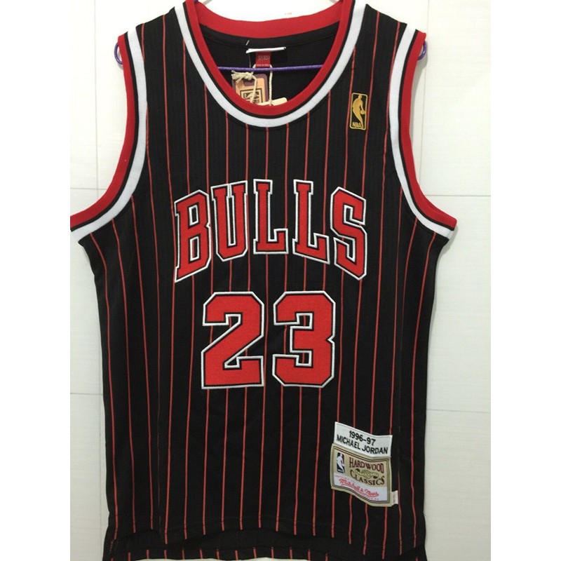 bulls striped jersey