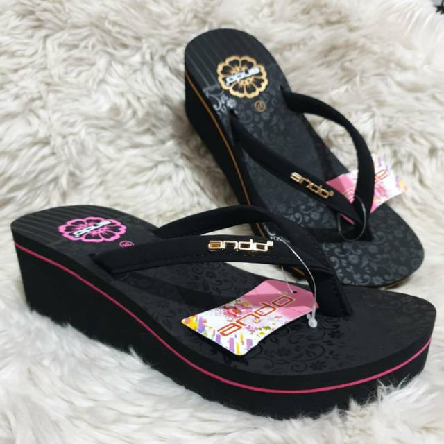 female wedges