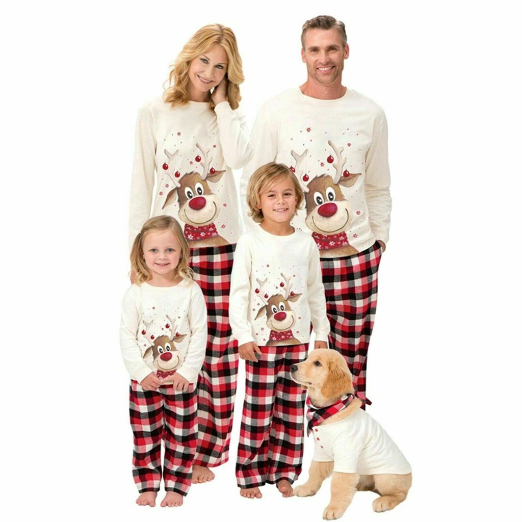 men and women matching pajamas