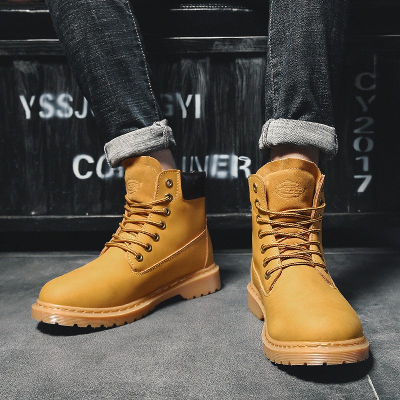 READY STOCK Men's Martin Boots Leather Ankle Boots （Yellow）