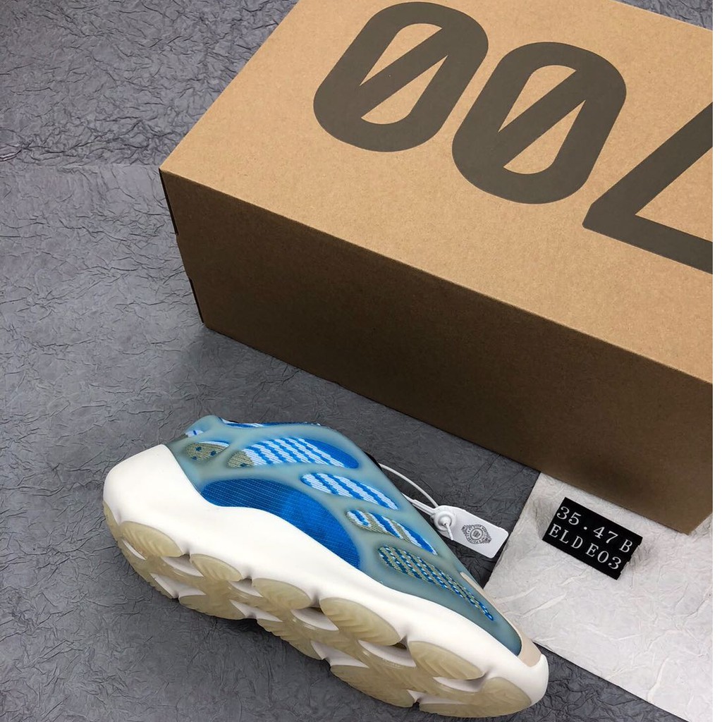 yeezy 700 shopee