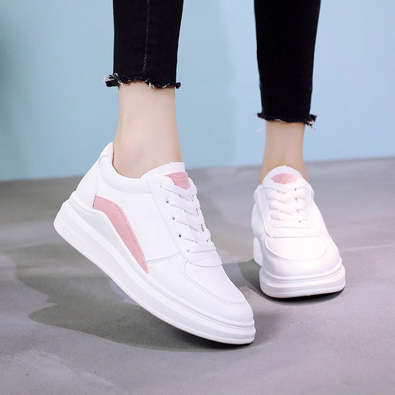 popular trendy white shoes