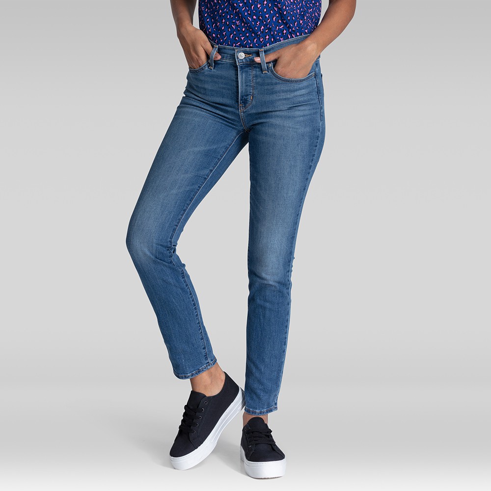 levi's slim jeans