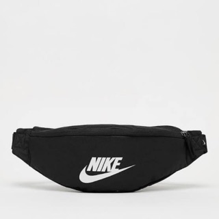 belly bag nike
