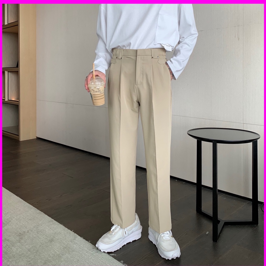 High-waisted men's baggy pants with 