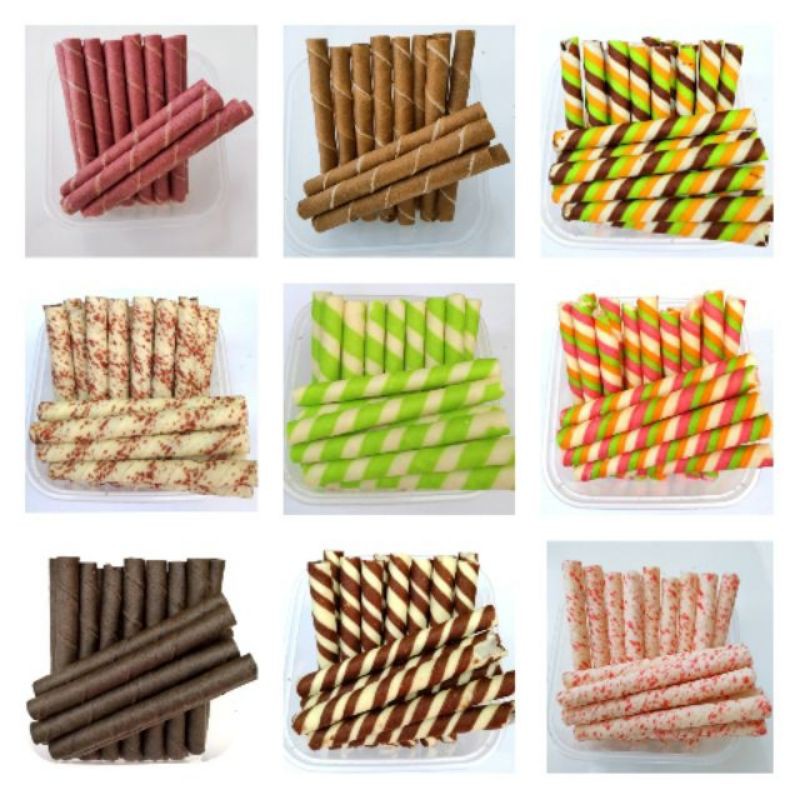Chocolate Cake Covered In Chocolate Ganache Surrounded By Wafer Sticks Topped With Strawberries Chocolate Cake Designs Homemade Sweets Chocolate Roll