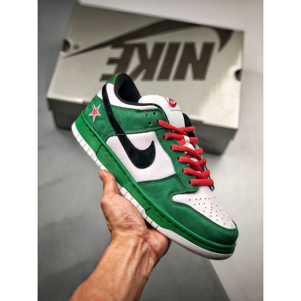 nike green sneakers womens