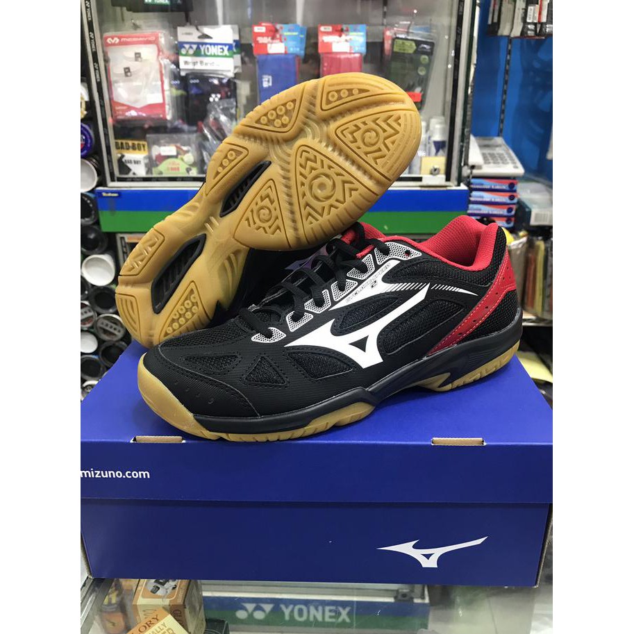 mizuno mens silver