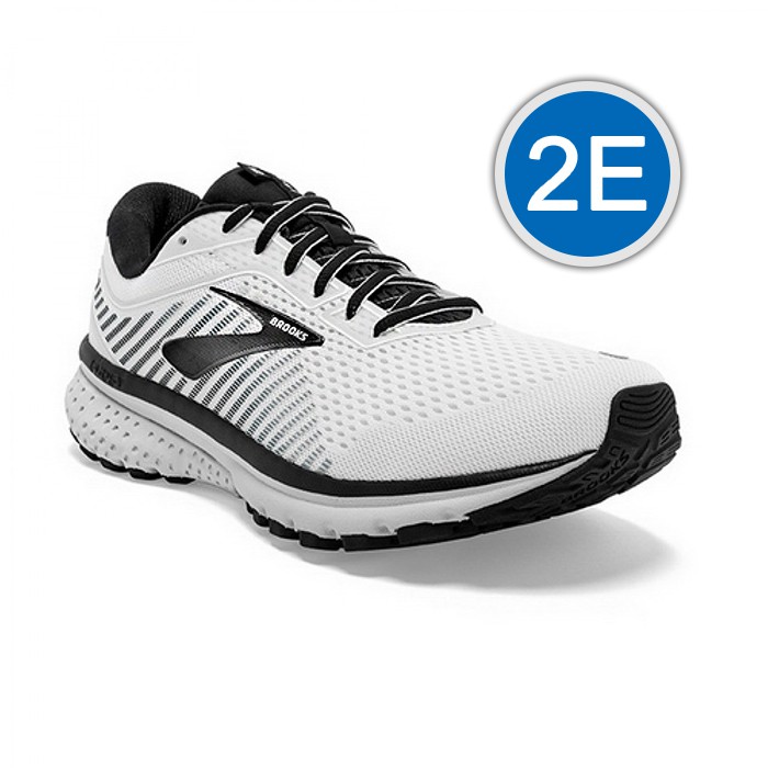 brooks wide shoes