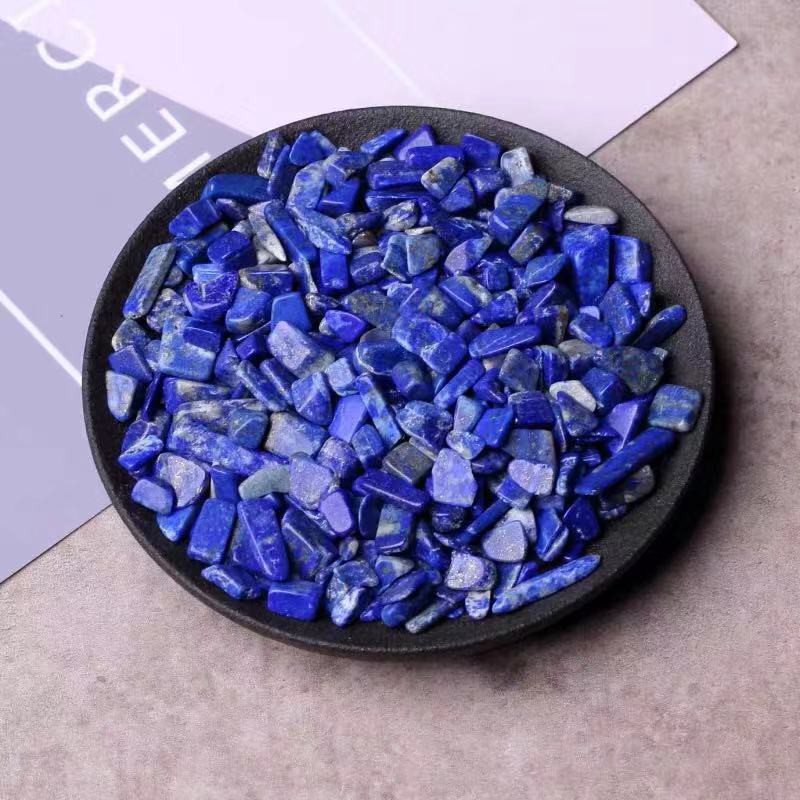 natural lapis lazuli stone