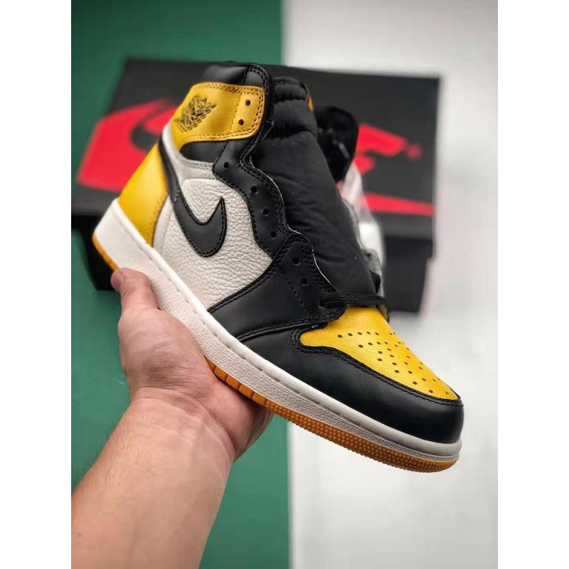 air jordan 1 retro high og yellow toe