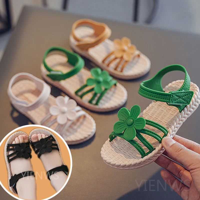 cute sandal shoes