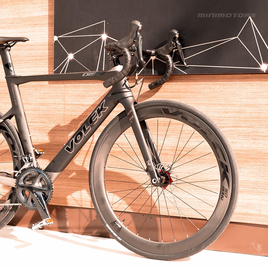 volck carbon road bike