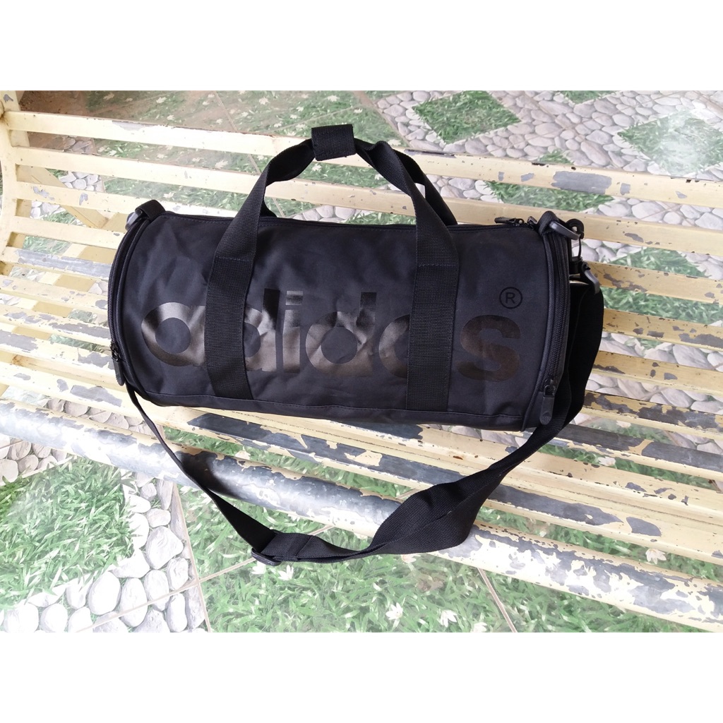 medium sized duffle bag