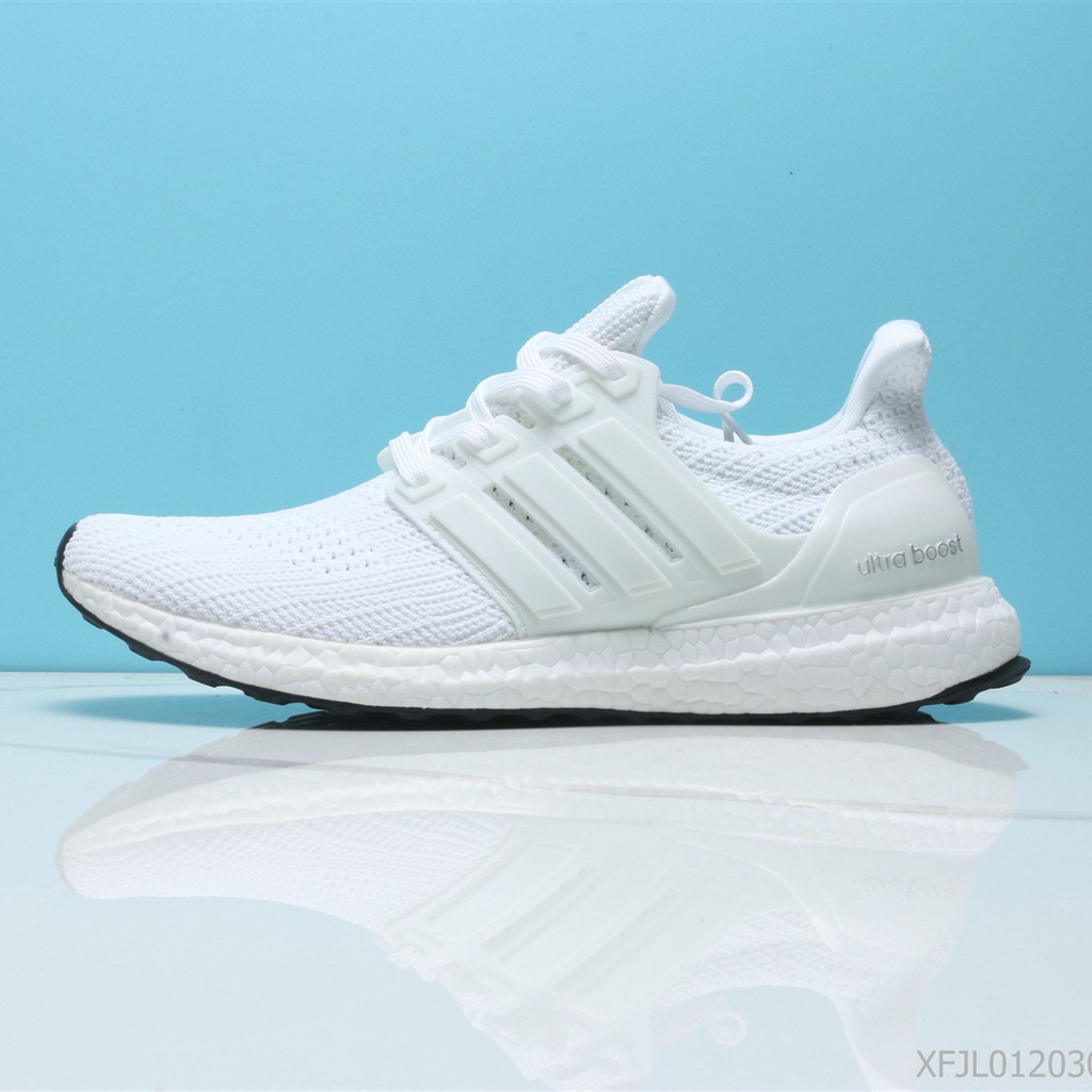 all white ultra boost 4.0