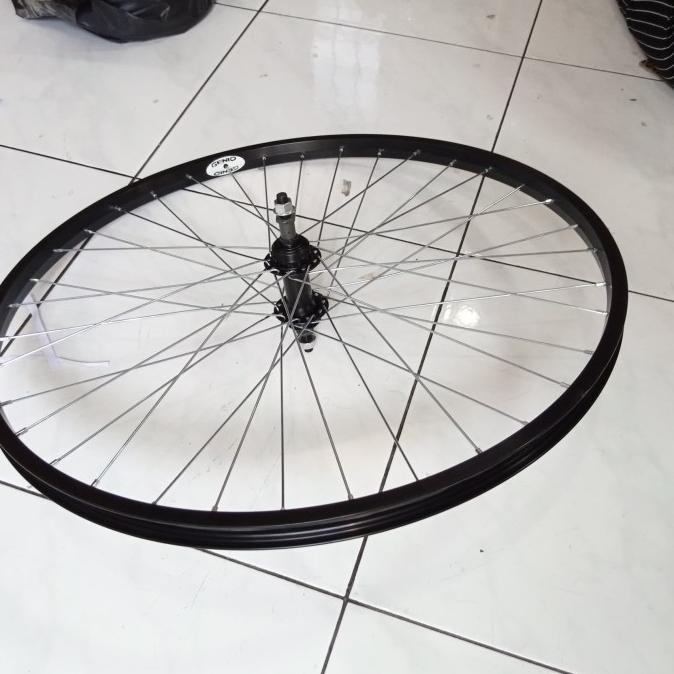 26 rear bike wheel with cassette