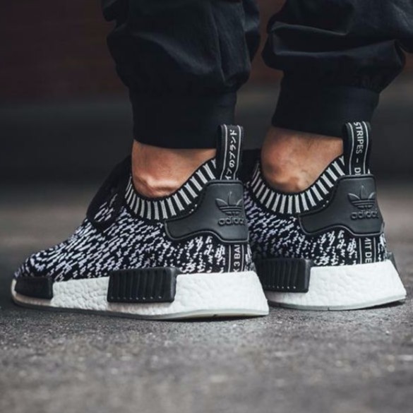 nmd r1 sashiko black