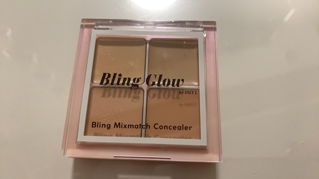 bling glow concealer