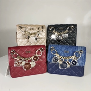 guess chain sling bag