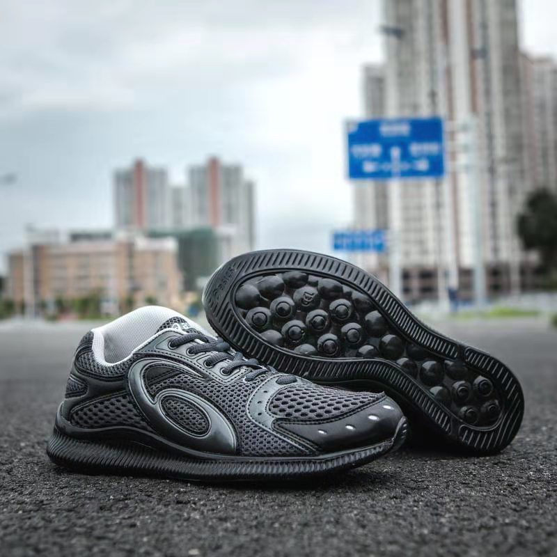 womens asics slip resistant shoes