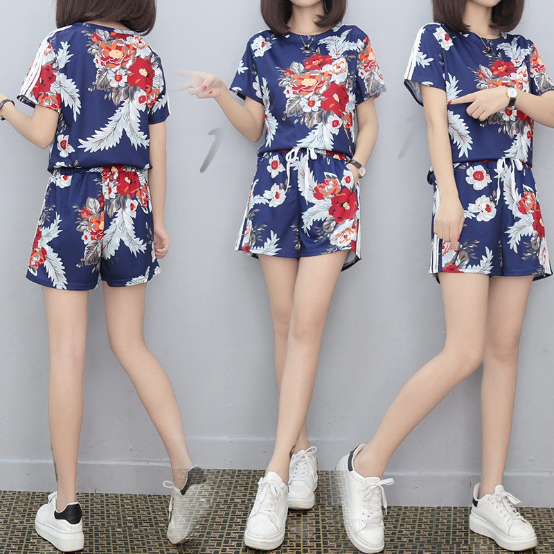 floral jumpsuit outfit