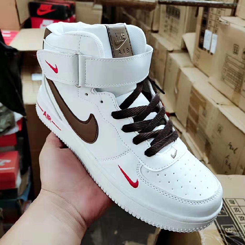 af1 wide feet