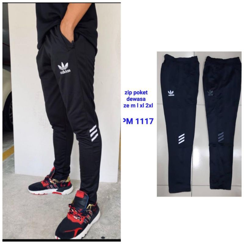 2xl adidas tracksuit
