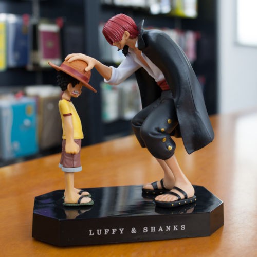 shanks and luffy figure