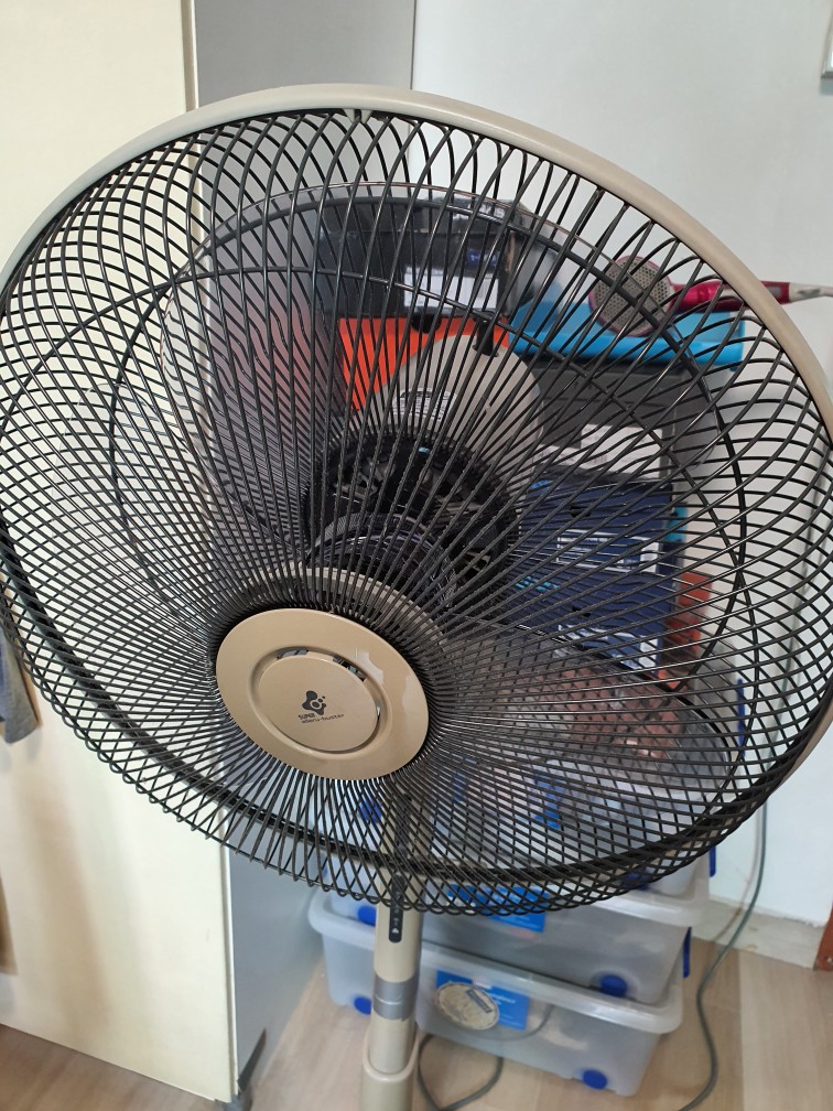 ORIGINAL KDK 16 INCH (40cm) REPLACEMENT PLASTIC FAN BLADE AND SPARE