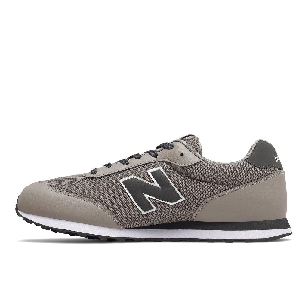 050 classic lifestyle shoes